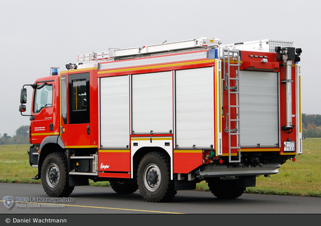 Nörvenich - Feuerwehr - FlKfz-Gebäudebrand 2.Los