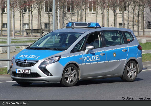 B-30803 - Opel Zafira Tourer - FuStW