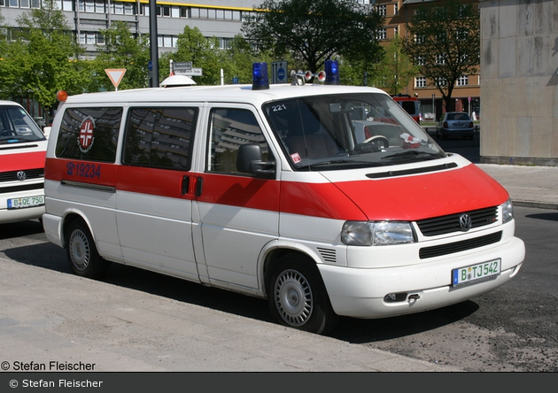 Krankentransport Falk Naundorf - KTW 221