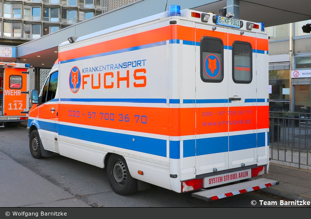 Krankentransport Fuchs - KTW (B-KF 9301)