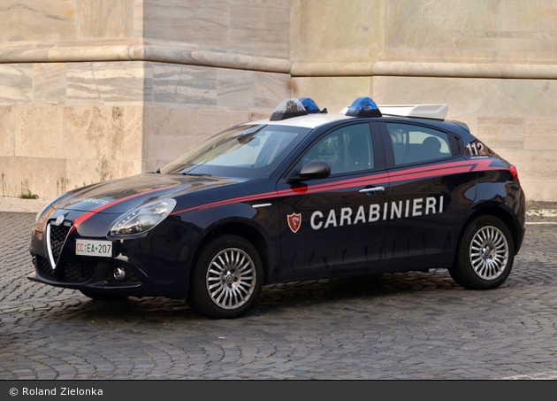 Roma - Arma dei Carabinieri - Nucleo Operativo Radiomobile - FuStW