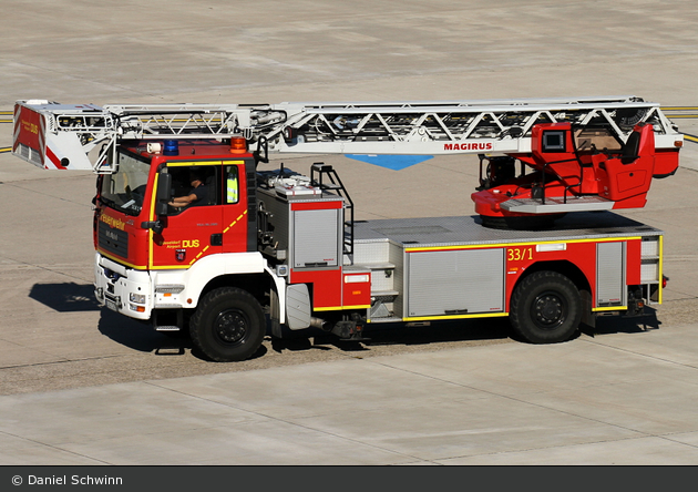 Florian Airport Düsseldorf 00/33-01