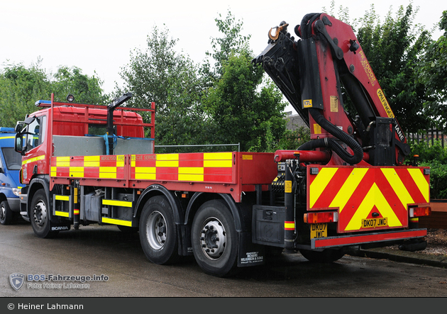 Liverpool - Merseyside Fire & Rescue Service - Lorry Crane