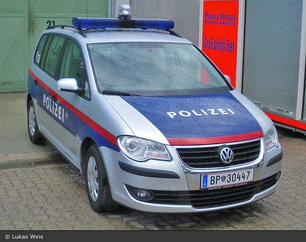 BP-30447 - Volkswagen Touran I GP - FuStW (a.D.)