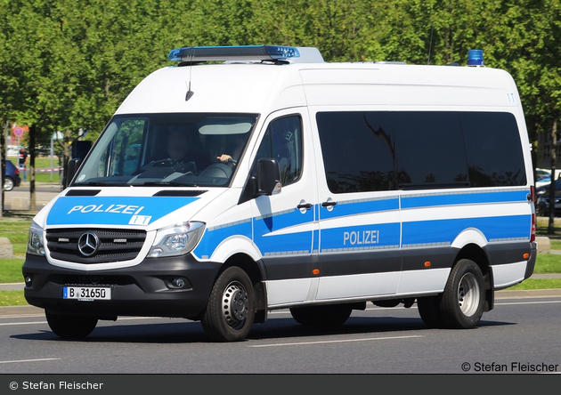 B-31650 - Mercedes Benz Sprinter 516 CDI - GruKW