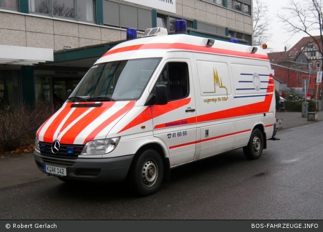 Ambulanz Köln/Krankentransporte Spies KG 01/85-04 (a.D.)