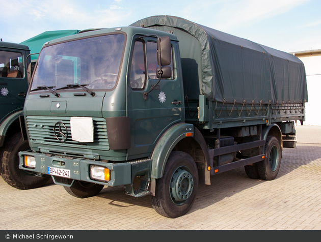 BP42-241 - MB 1017 A - mittlerer Lastkraftwagen (a.D.)
