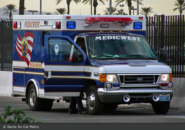 North Las Vegas - MedicWest Ambulance - Ambulance - 138 (a.D.)