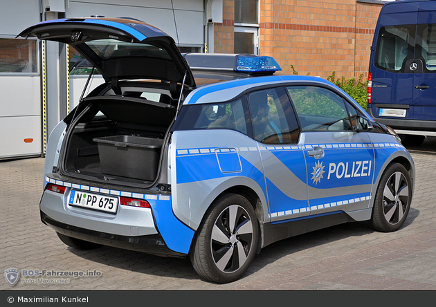 N-PP 675 – BMW i3 – FuStW - Erlangen