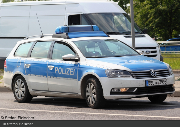 BBL4-3993 - VW Passat Variant - FuStW