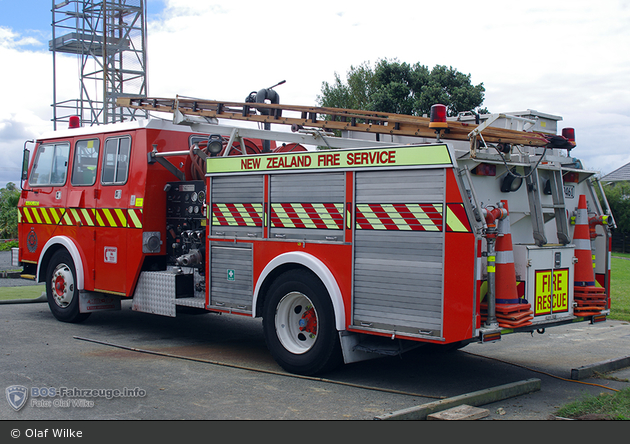 Auckland City - New Zealand Fire Service - Pump - Auckland Relief 415