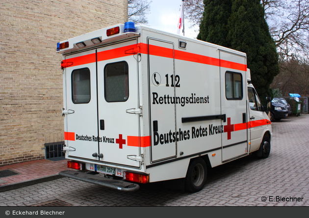 Rotkreuz Hamburg RTW (HH-RK 2572) (a.D.)