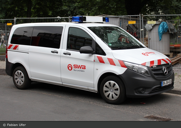 Bonn - Stadtwerke Bonn - Unfallhilfsfahrzeug