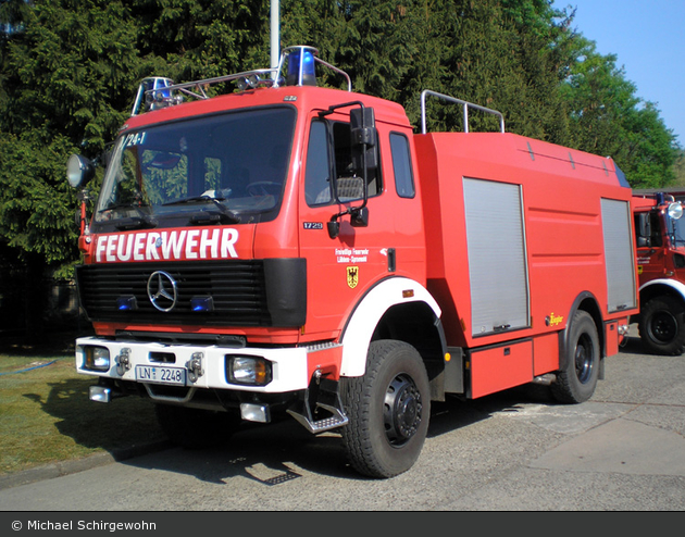 Einsatzfahrzeug Florian Spreewald 01 24 01 A D Bos Fahrzeuge