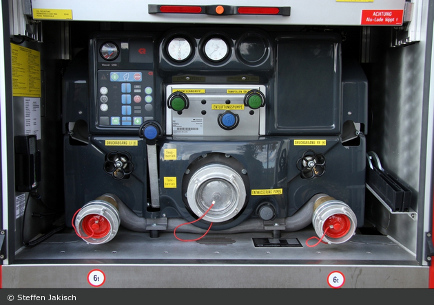 Florian Reichstädt 11/42-01