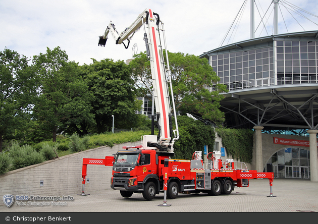 Volvo FMX 500 - Sany - Manipulator