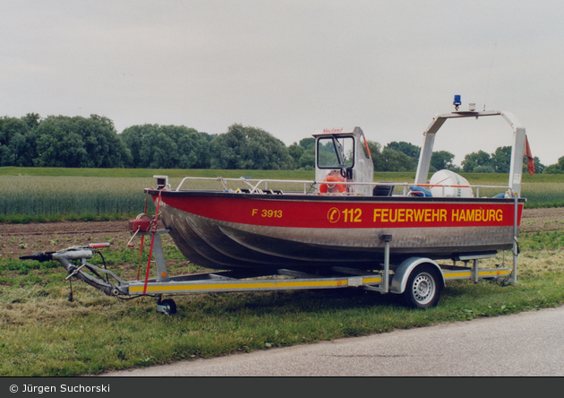 Florian Hamburg Neuland Kleinboot