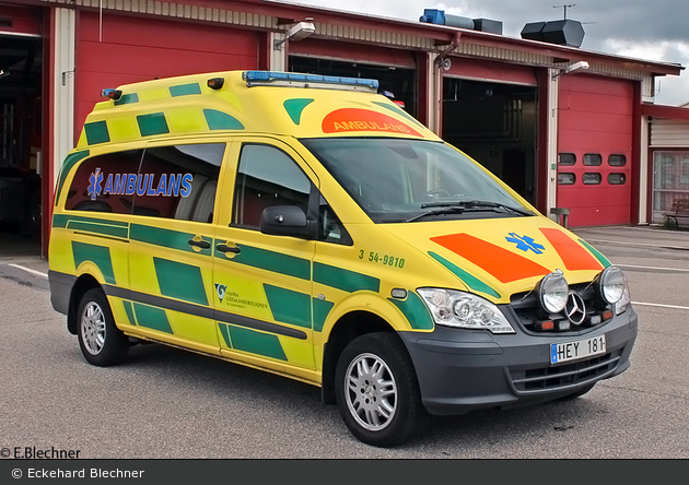 Munkedal - Västra Götaland Ambulanssjukvård - RTW - 3 54-9810