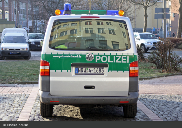 NRW4-1683 - VW T5 - FuStw