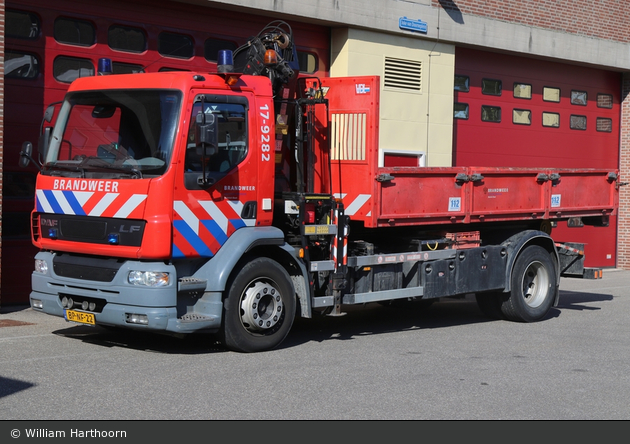 Capelle aan den IJssel - Brandweer - WLF - 17-9282 (a.D.)