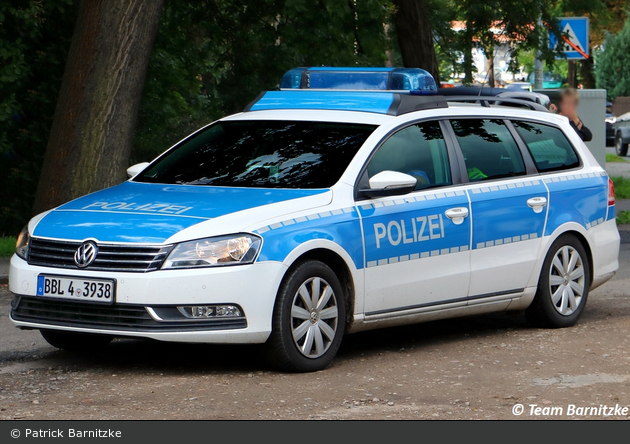 BBL4-3938 - VW Passat Variant - FuStW