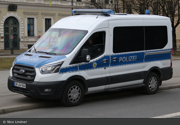 BP24-564 - Ford Transit - HGruKw