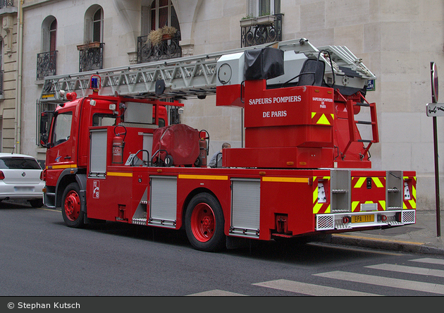Paris - BSPP - DL - EPA 111