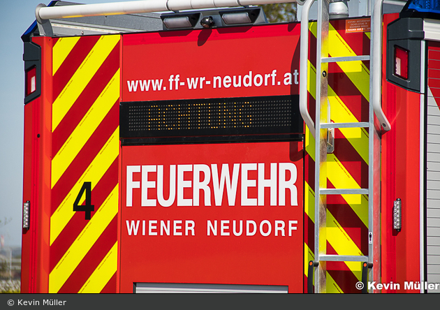 Wiener Neudorf - FF - HLF 12500/480/120