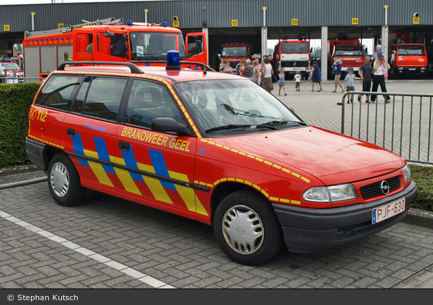 Geel - Brandweer - PKW - 56 (a.D.)