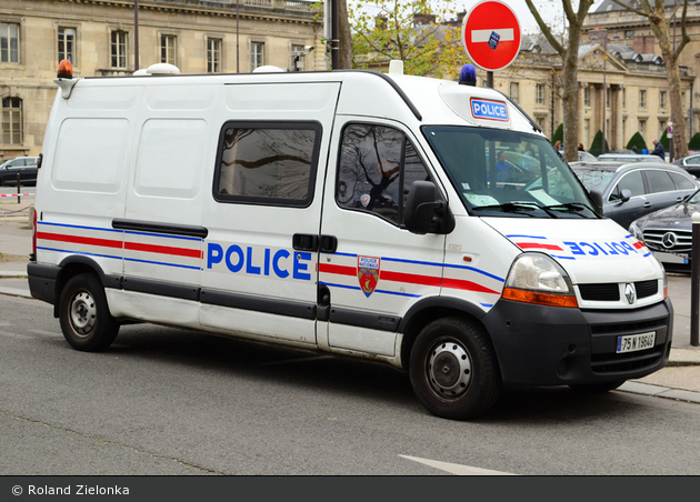 Paris - Police Nationale - D.O.S.T.L. - GefKw