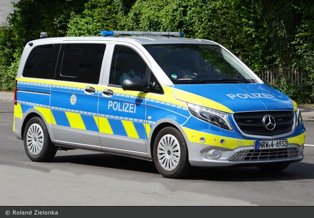 NRW4-6932 - MB Vito 119 CDI - FuStW