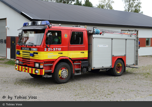 Hjälmunge - Uppsala Brandförsvar - Släck-/Räddningsbil - 2 21-5710