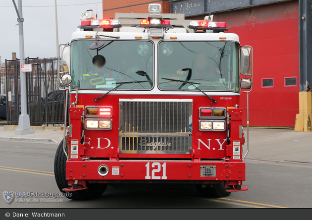 FDNY - Queens - Ladder 121 - TM