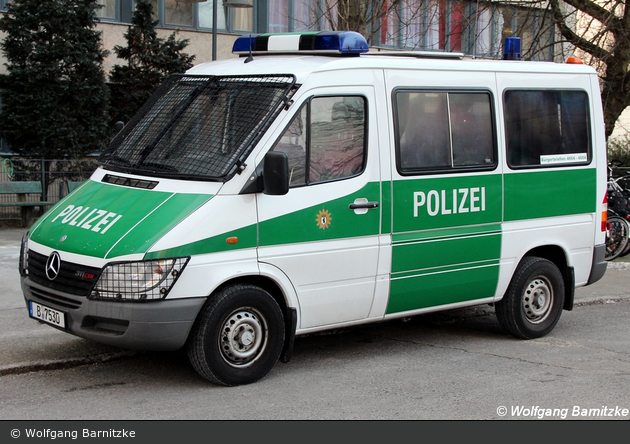 B-7530 - MB Sprinter 311 CDI - GruKW