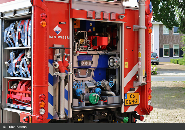 Doetinchem - Brandweer - HLF - 06-8633 (a.D.)