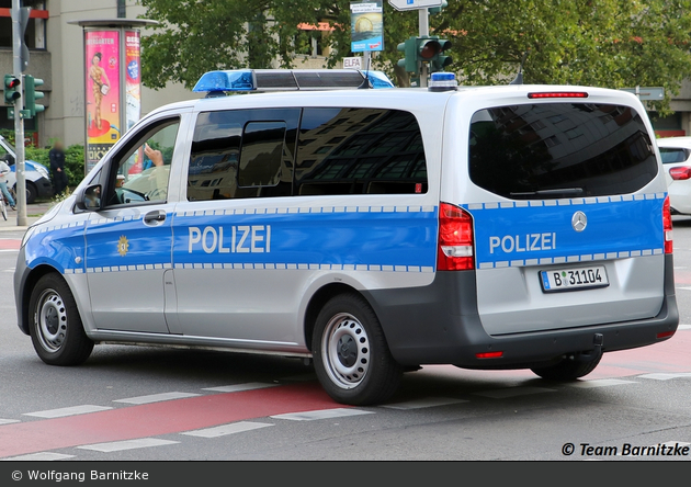 B-31104 - Mercedes Benz Vito - Kleinbus mit Funk