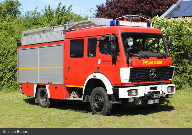 Florian Wackerow 44-01