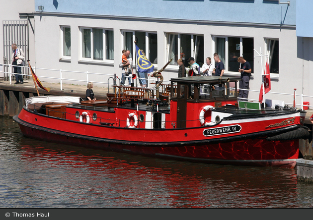 Hamburger Feuerwehrhistoriker Löschboot "Feuerwehr IV" (a.D.)