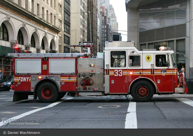 FDNY - Manhattan - Engine 033 - TLF