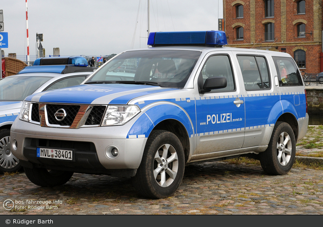 Stralsund - Nissan Pathfinder - FuStW