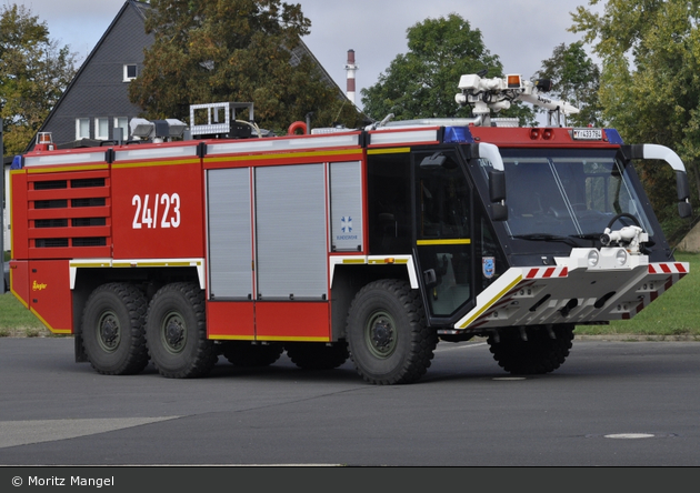 Fritzlar - Feuerwehr - FlKfz Mittel, Flugplatz