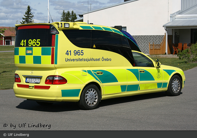 Byrsta - Universitetssjukhuset Örebro - Ambulans - 41 965 (a.D.)