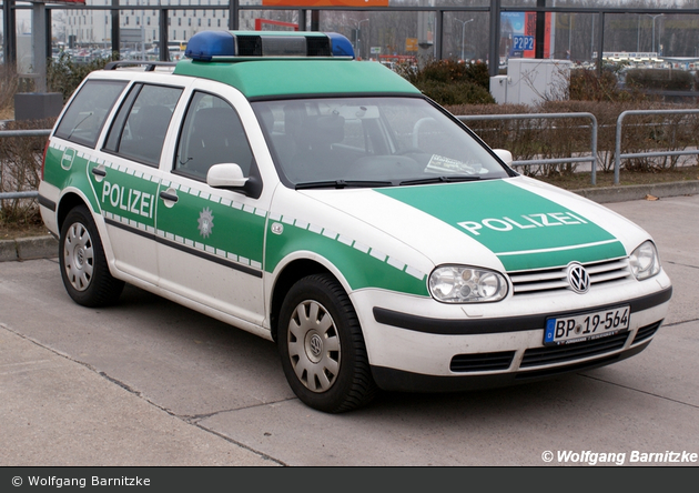 BP19-564 - VW Golf Variant - FuStW (a.D.)