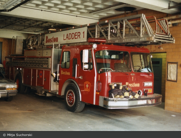 Boston - Boston Fire Department - Ladder 001 (a.D.)