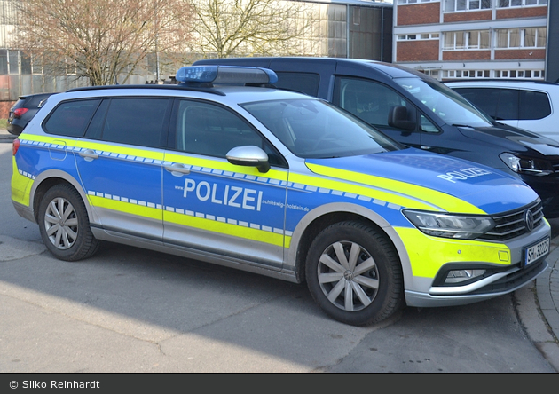 SH-32225 - VW Passat Variant - FuStW