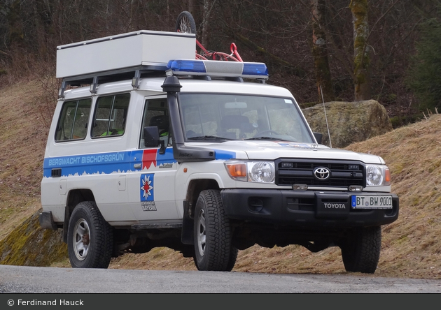 Bergwacht Rettungsfahrzeug Bischofsgrün