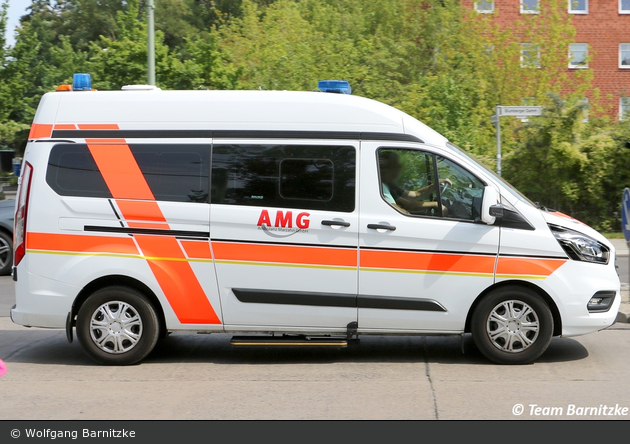 Krankentransport AMG - KTW 02 (B-A 5802)