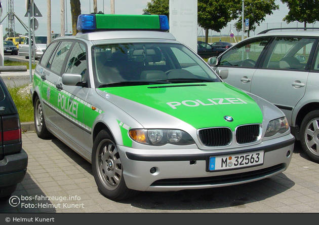 M-32563 - BMW 320d Touring - FuStW - München