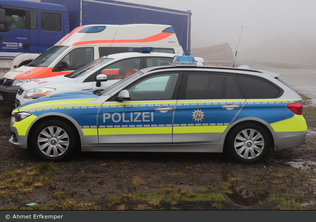 NRW 6-3272 - BMW 318d Touring - FuStW