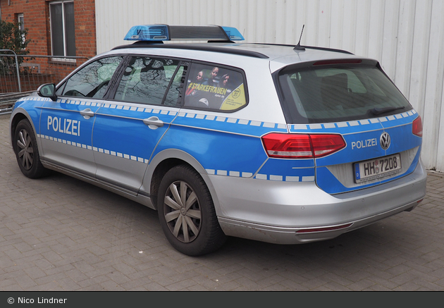 HH-7208 - VW Passat Variant - FuStW